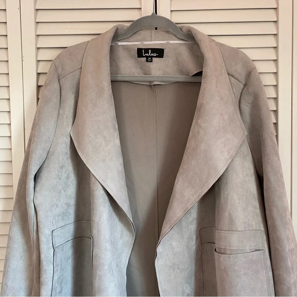 Lulu’s Great Adventure Light Grey Sueded Fabric Coat Jacket Size Medium NEW - Picture 3 of 13